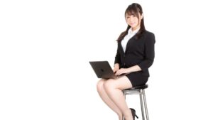 事務椅子の正しい姿勢と座り方【オフィスチェア ゲーミングチェア】